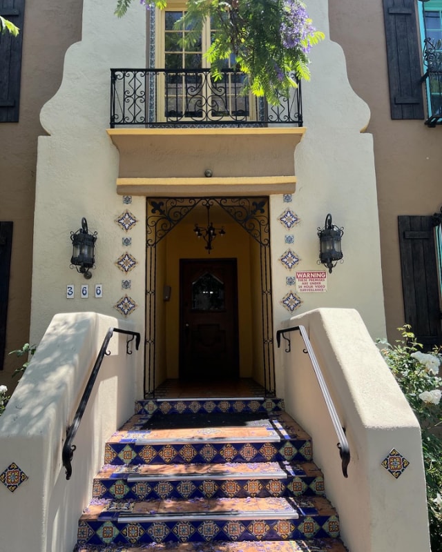 Photo - 366 N Curson Ave Unit 5