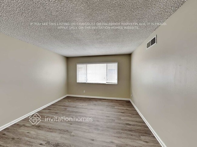 Photo - 1406 E Elsmere Dr