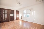 Photo - 2015 Rodney Dr House