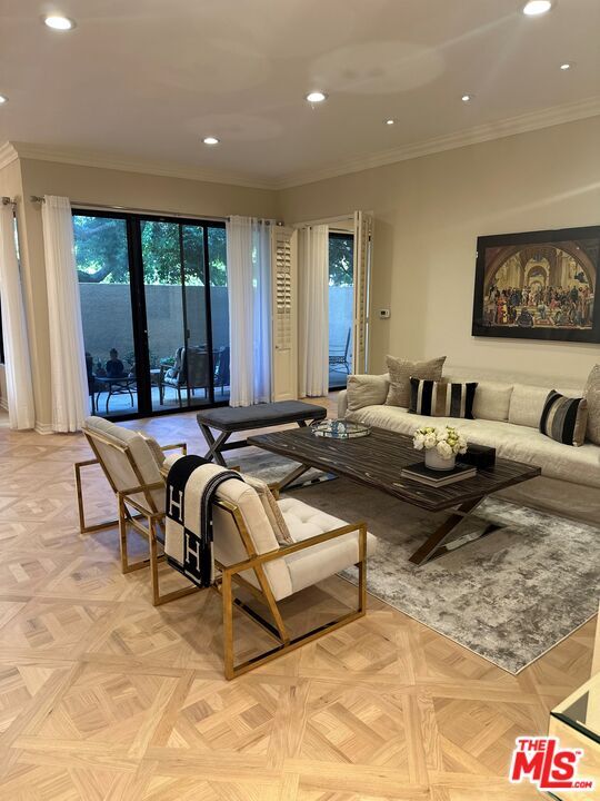 Photo - 2378 Century Hill