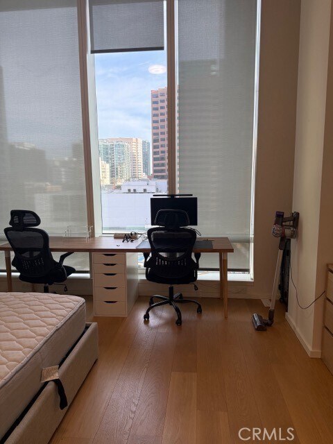 Photo - 877 Francisco St