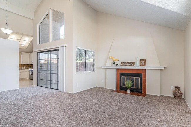 Photo - 5100 Cliff Rose Dr