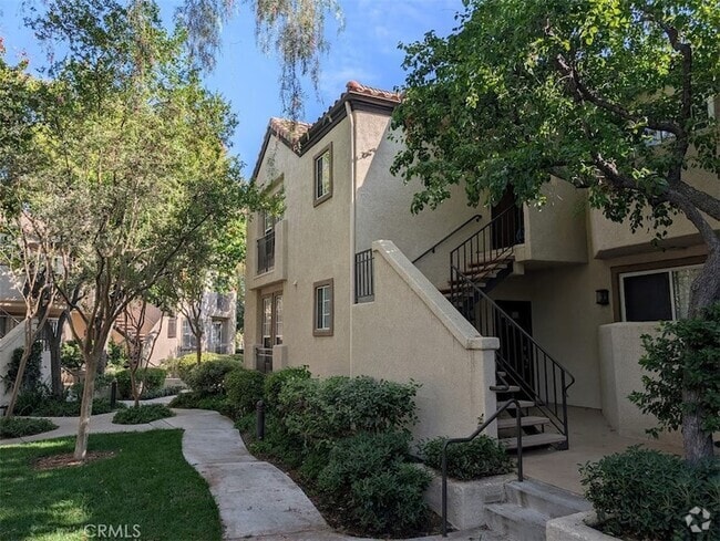 Building Photo - 24121 Del Monte Dr. Unit 125 Rental