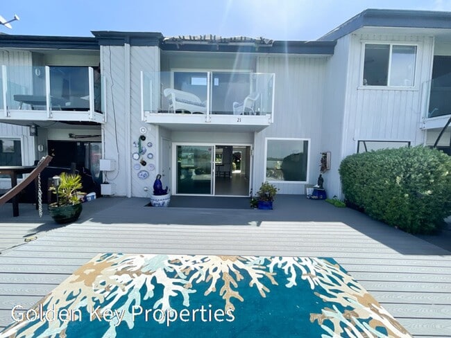 Building Photo - Waterfront Condo on the Buena Vista Lagoon - 5 mins from Carlsbad Village! Unit 21