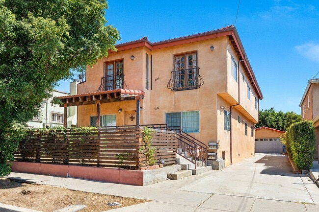 Building Photo - 1650 Talmadge St