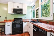 Photo - 1284 S Cloverdale Ave Unit 3plx