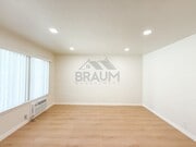 Photo - 15550 Vanowen St Unit 5