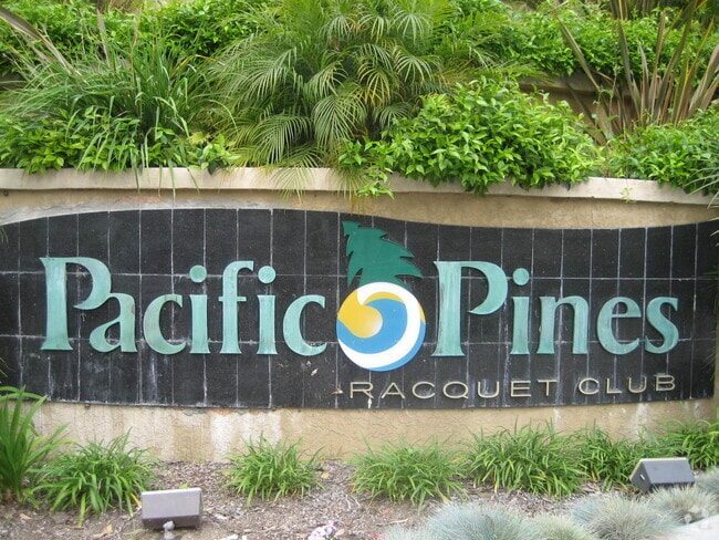 Building Photo - Pacific Pines Encinitas Unit J206 Rental