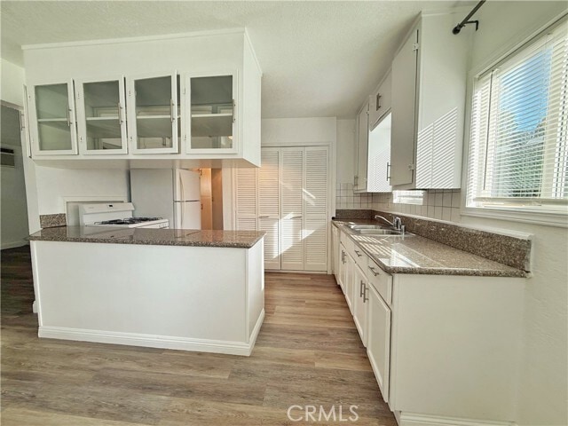 Photo - 4836 Ruth Ave