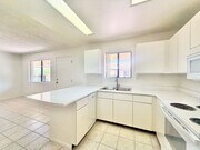 Photo - AVAILABLE NOW!! 1 Bedroom 1 Bathroom!! 55+ Apartment in Palm Desert Unit 06
