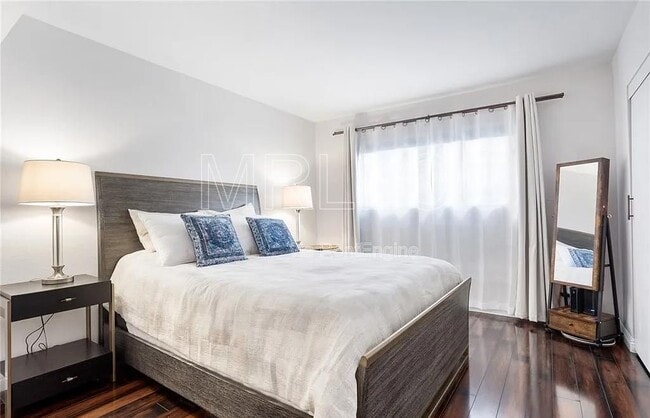 Building Photo - 355 S Madison Ave Unit 114