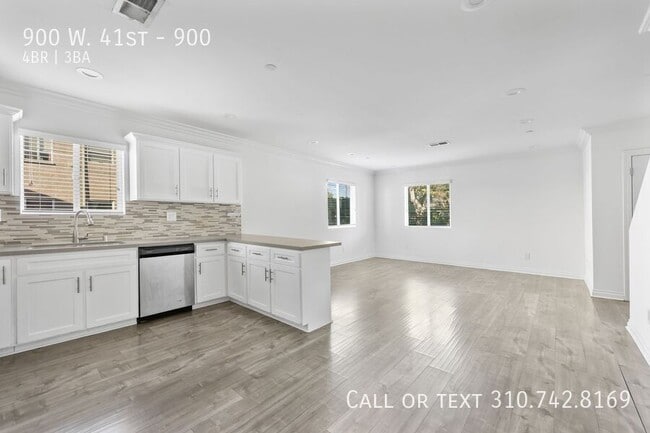 Photo - 900 W. 41st-900 Unit 900