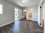 Photo - 2159 Clifford St