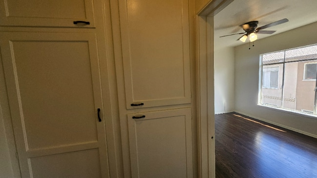 Photo - 1625 N Hobart Blvd Unit 3