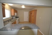 Photo - 810 E Silva St House