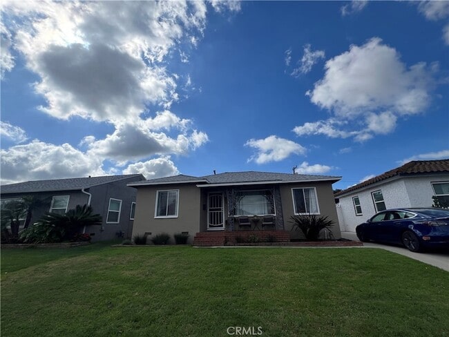 Photo - 6142 Harvey Way