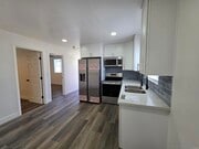 Photo - 2040 Earl St House
