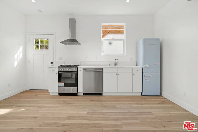 Photo - 2925 Marsh St Unit 1/2