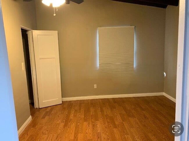 Photo - 5730 Willowcrest Ave