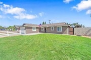Photo - 5892 Meadowlark Dr House