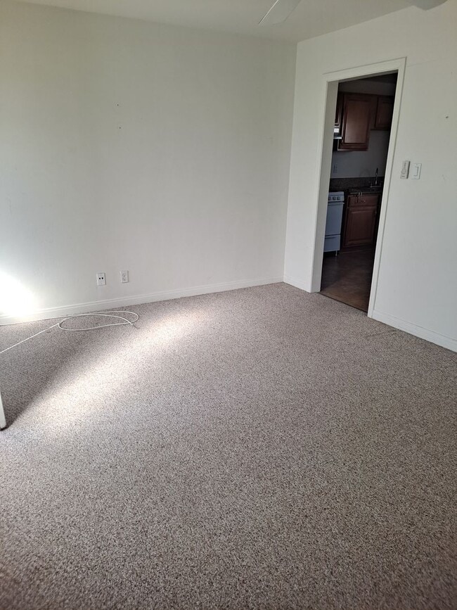 Photo - TORRANCE 1 BDRM APT FOR LEASE!