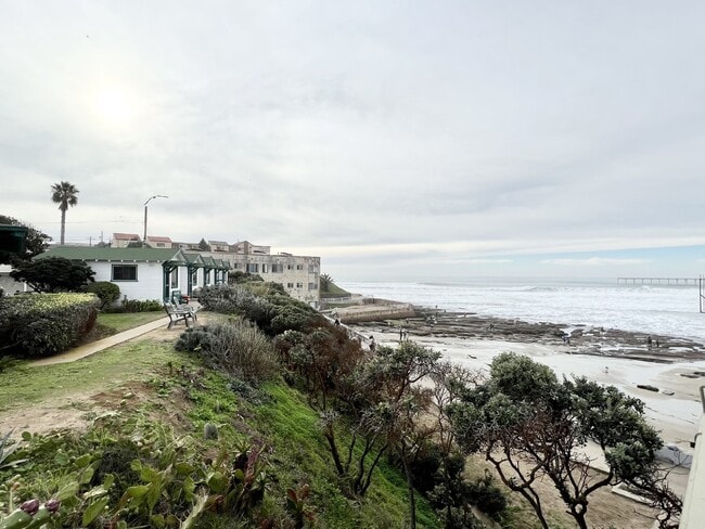 Building Photo - For Lease Furnished - Cliffside Beach Cottage with Panoramic Ocean Views – Ocean Beach Unit 17