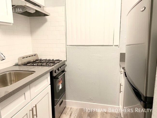 Photo - 3365 W 85th St