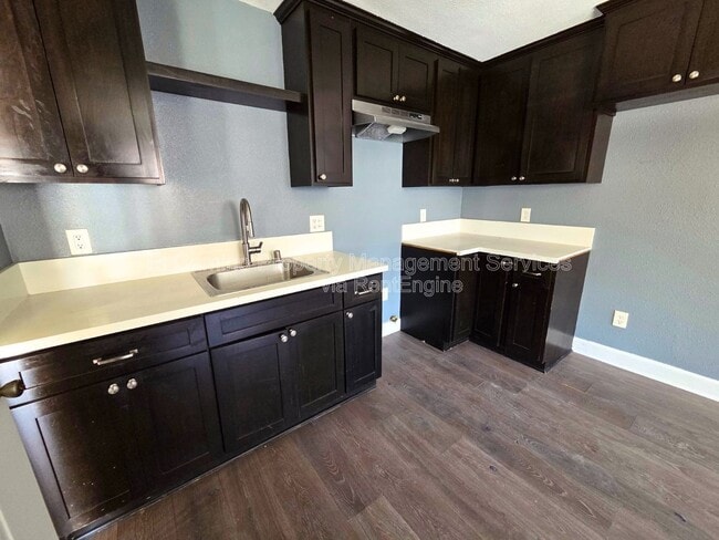 Photo - 6010 Greenwood Ave Unit 6010 A B