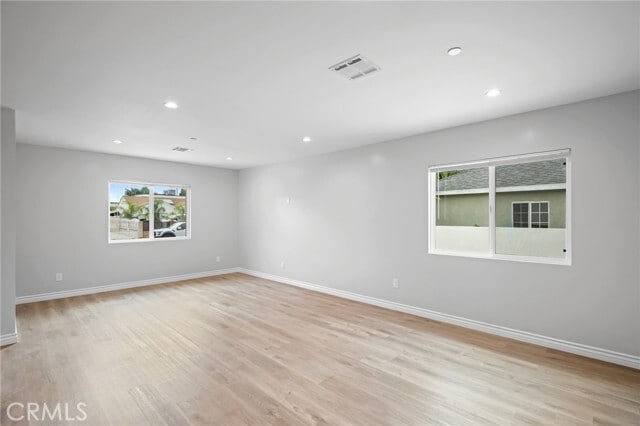 Photo - 8025 Bellingham Ave