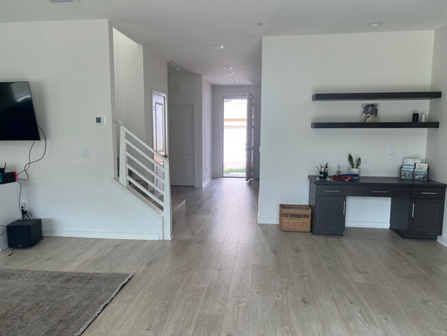 Photo - 12357 Van Gogh Pl