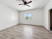 Photo - 825 W 40th Pl Apartment