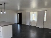 Photo - 3 Bedroom 1.5 Bath Modern Farmhouse near J...