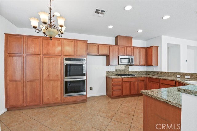 Photo - 82322 Travolta Ave