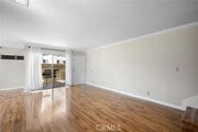 Photo - 10757 Hortense St