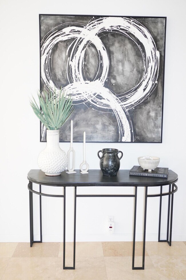 Photo - 79835 Sandia