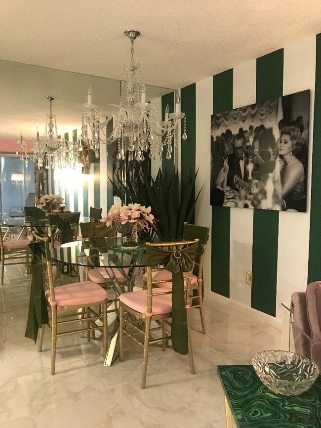 Photo - 2857 N Los Felices Rd Unit 102