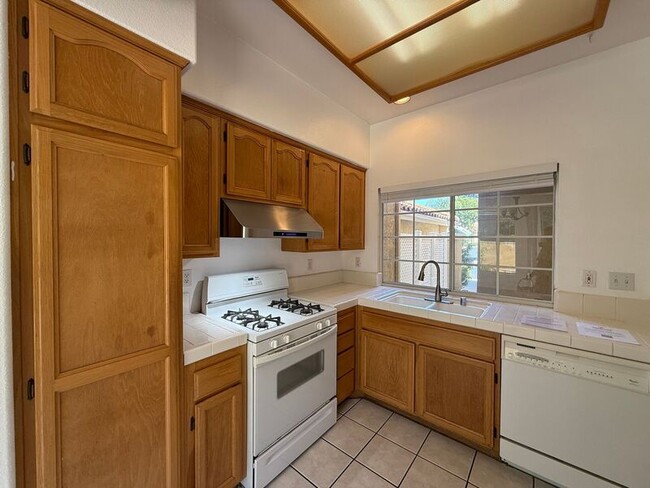 Photo - 10880 Creekbridge Pl