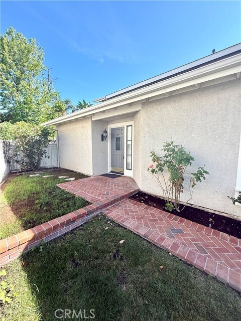 Photo - 32001 Lazy Glen Ln