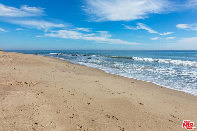 Photo - 24456 Malibu Rd