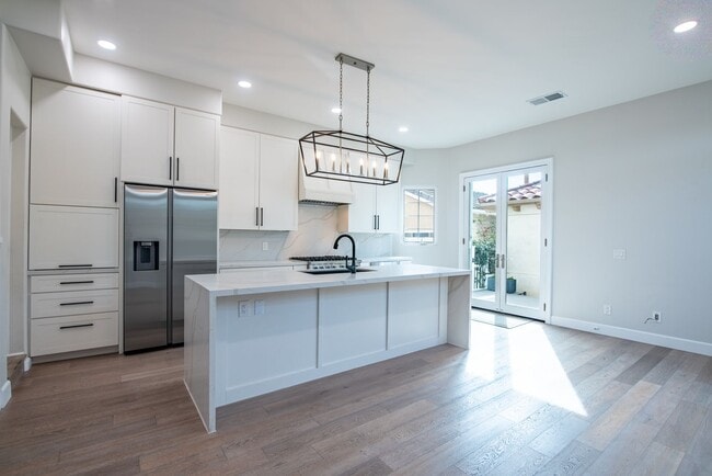 Photo - Oceanside Gem with ocean view and a 5-Minute Walk to the Beach/Pier