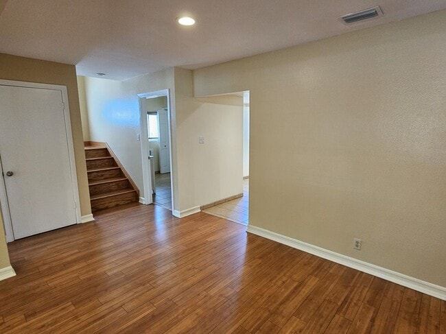 Photo - 2960 Piedmont Ave