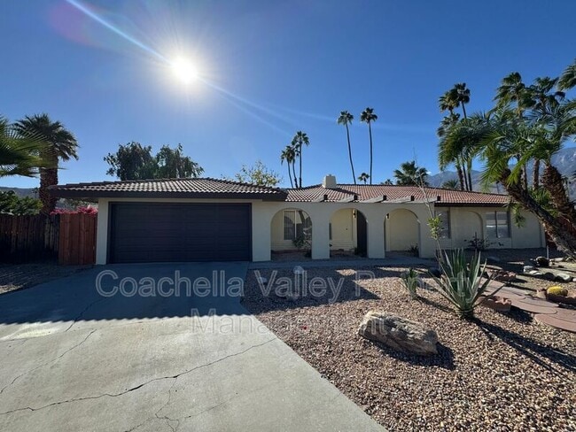 Photo - 1545 Inca Cir