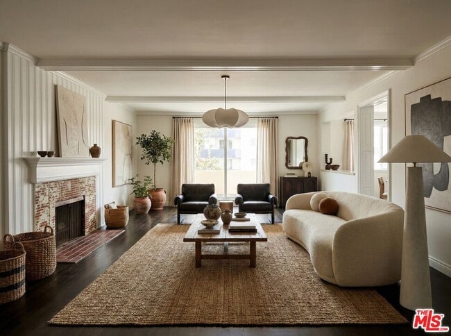 Building Photo - 1366 S Beverly Glen Blvd Unit 1366