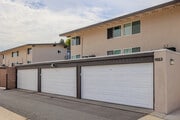 Garages - Park Del Amo Apartments