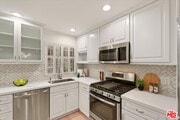 Photo - 853 Larrabee St Condo Unit 14