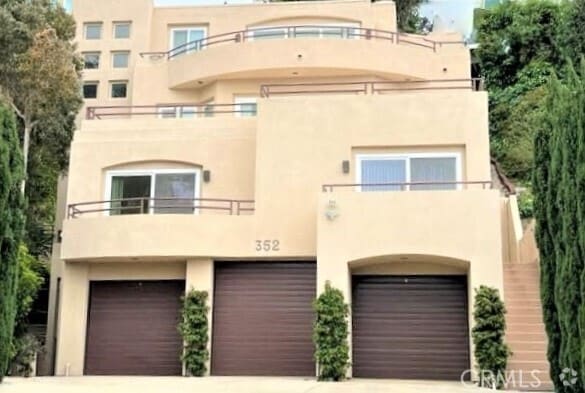 Building Photo - 352 Y Pl Unit B Rental