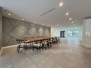 Photo - 5735 Saloma Ave