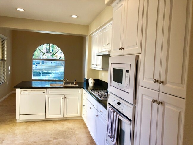 Photo - Wow, A Woodbury 3 BD, 2.5 BA Townhome