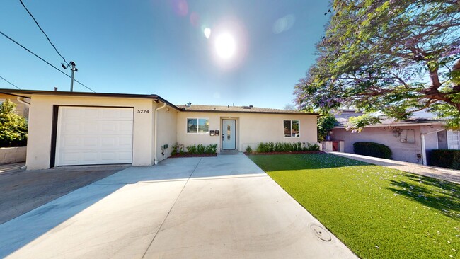 5 Rooms (4BR + Den) - 5 Rooms (4BR + Den)