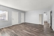 Photo - 1577 Pine Ave Apartment Unit 05